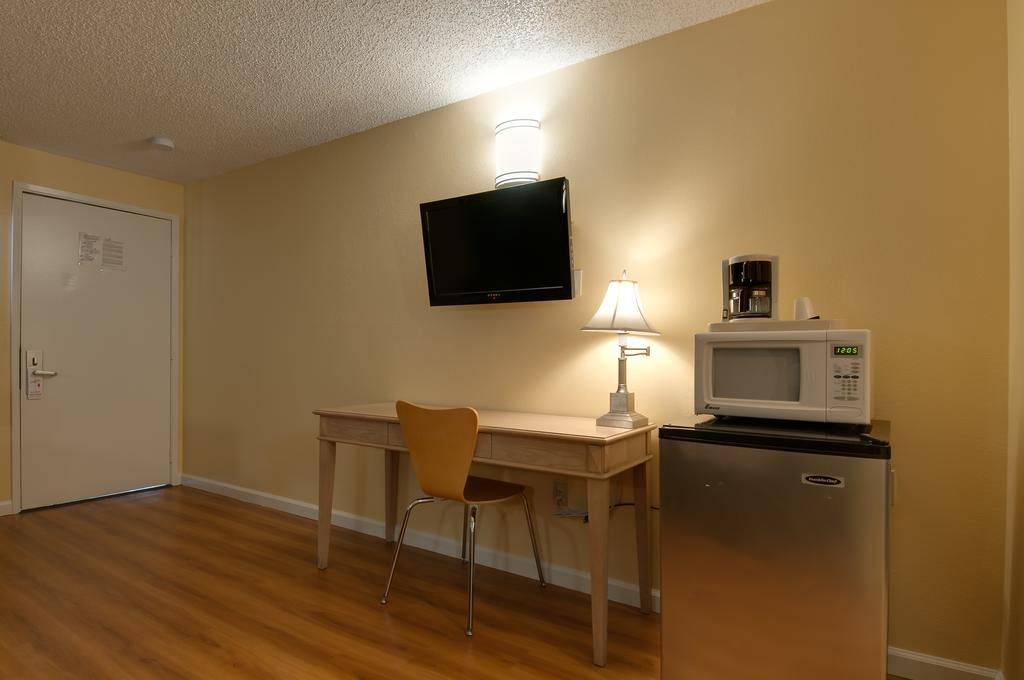 Vagabond Inn Bakersfield North Extérieur photo